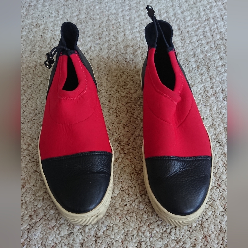 Arche Andkow Leather Sneaker in red and black size 9